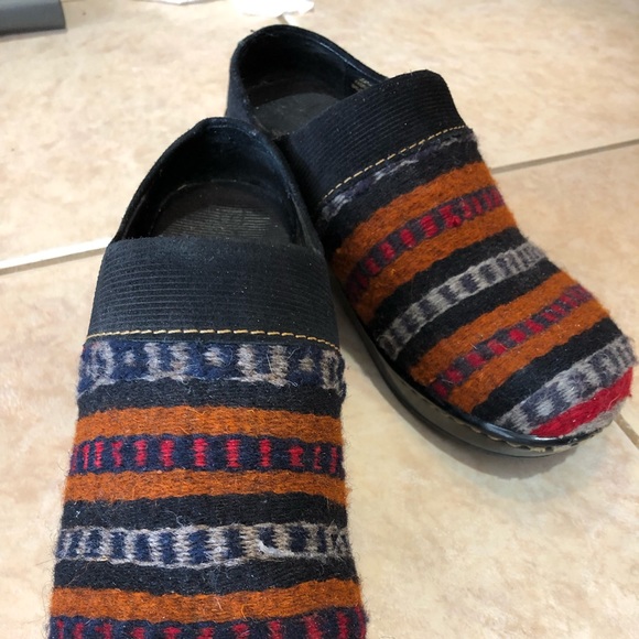 born wool clogs